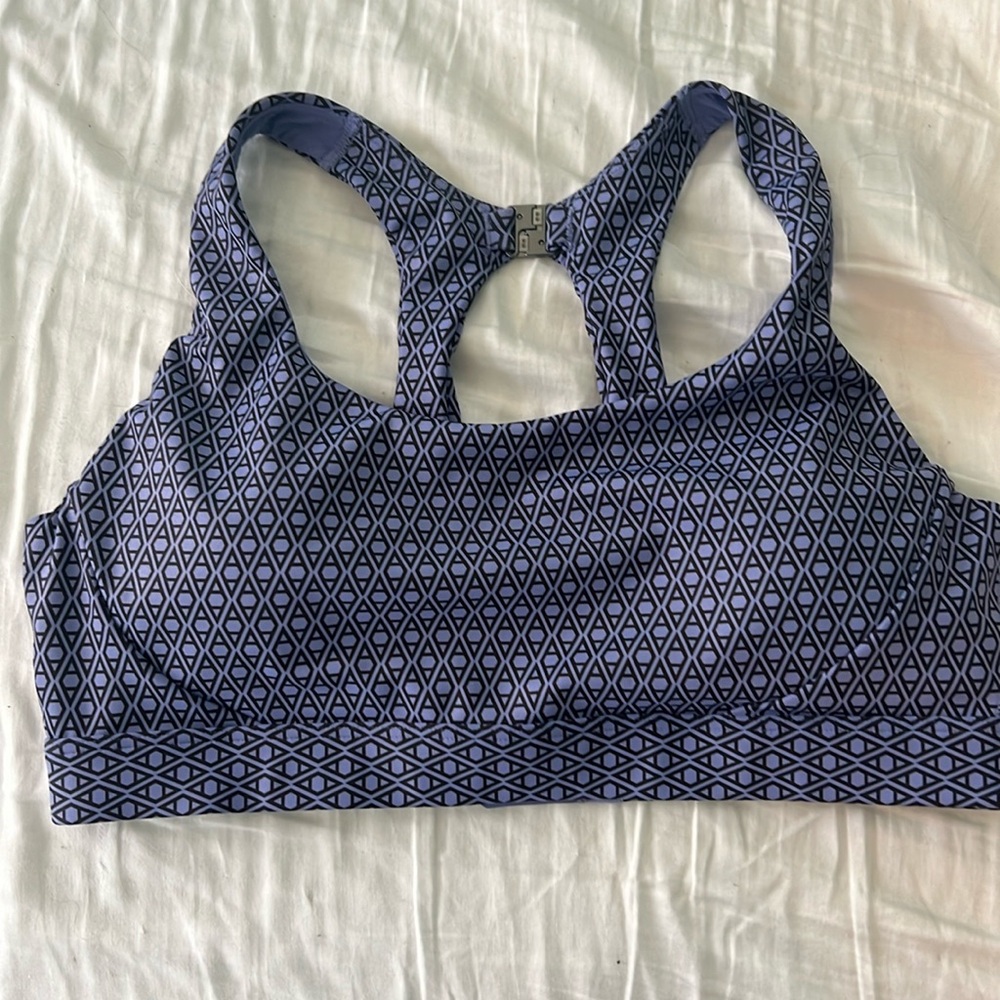 Athelta bra size medium